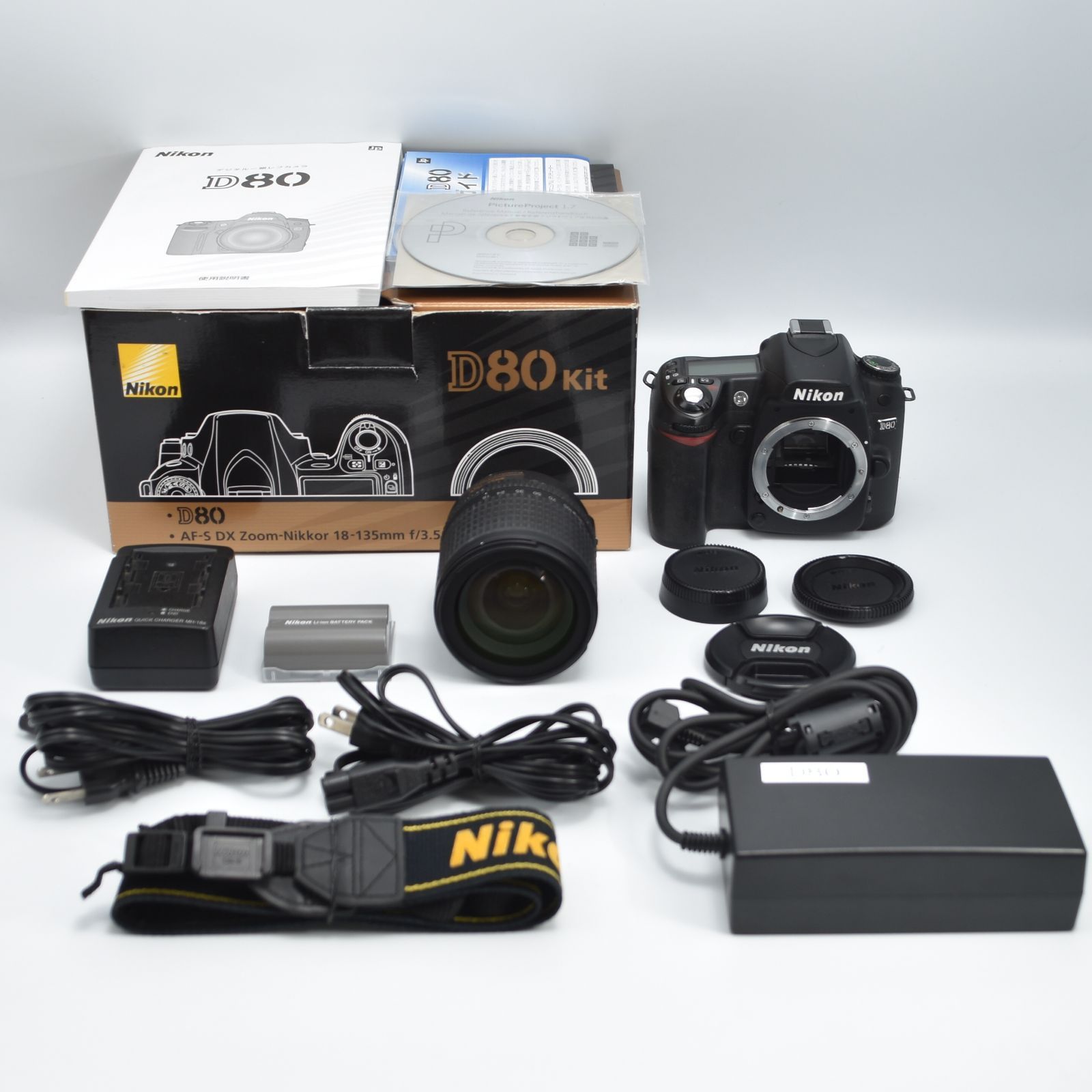 B#7783 Nikon デジタル一眼レフカメラ D80 AF-S DX 18-135G B#7783 Nikon デジタル一眼レフカメラ D80 AF-S DX 18-135G