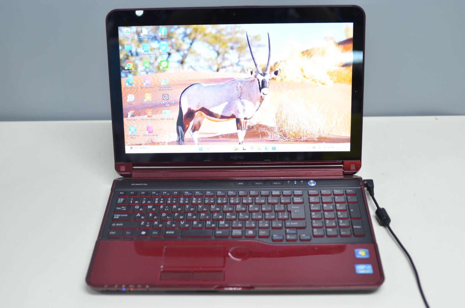 中古ノートPC富士通SSD256GBi7‐2670QM/メモリ8GB/15.6型