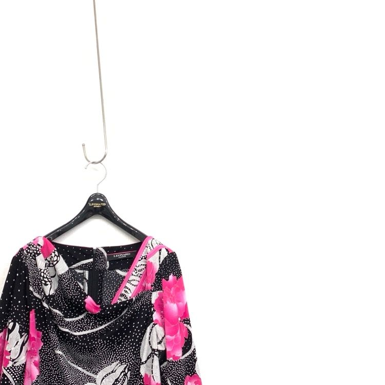 美品❣️ レオナール　ワンピース LEONARD レオナール ワンピース 花柄プリント カンカン素材 ブラック