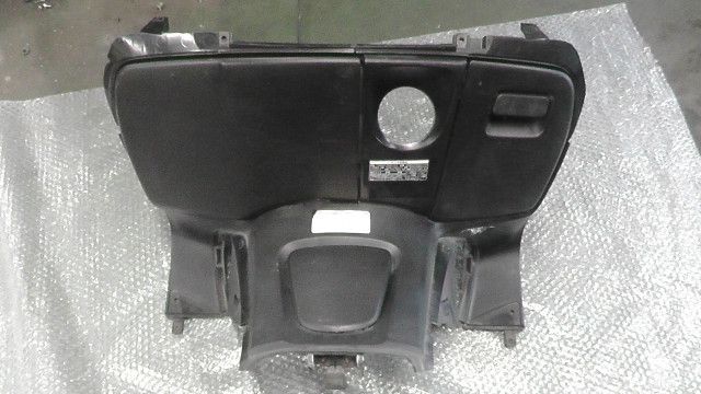 フォルツァZ MF10-1006xxx の インナーカウル 穴 1759287494