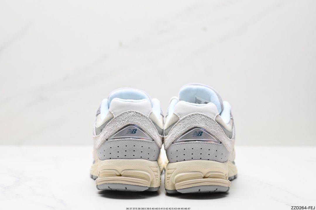 【NEW BALANCE】 ニューバランス M2002REK(D) M2002R M2002REK OFF WHITE