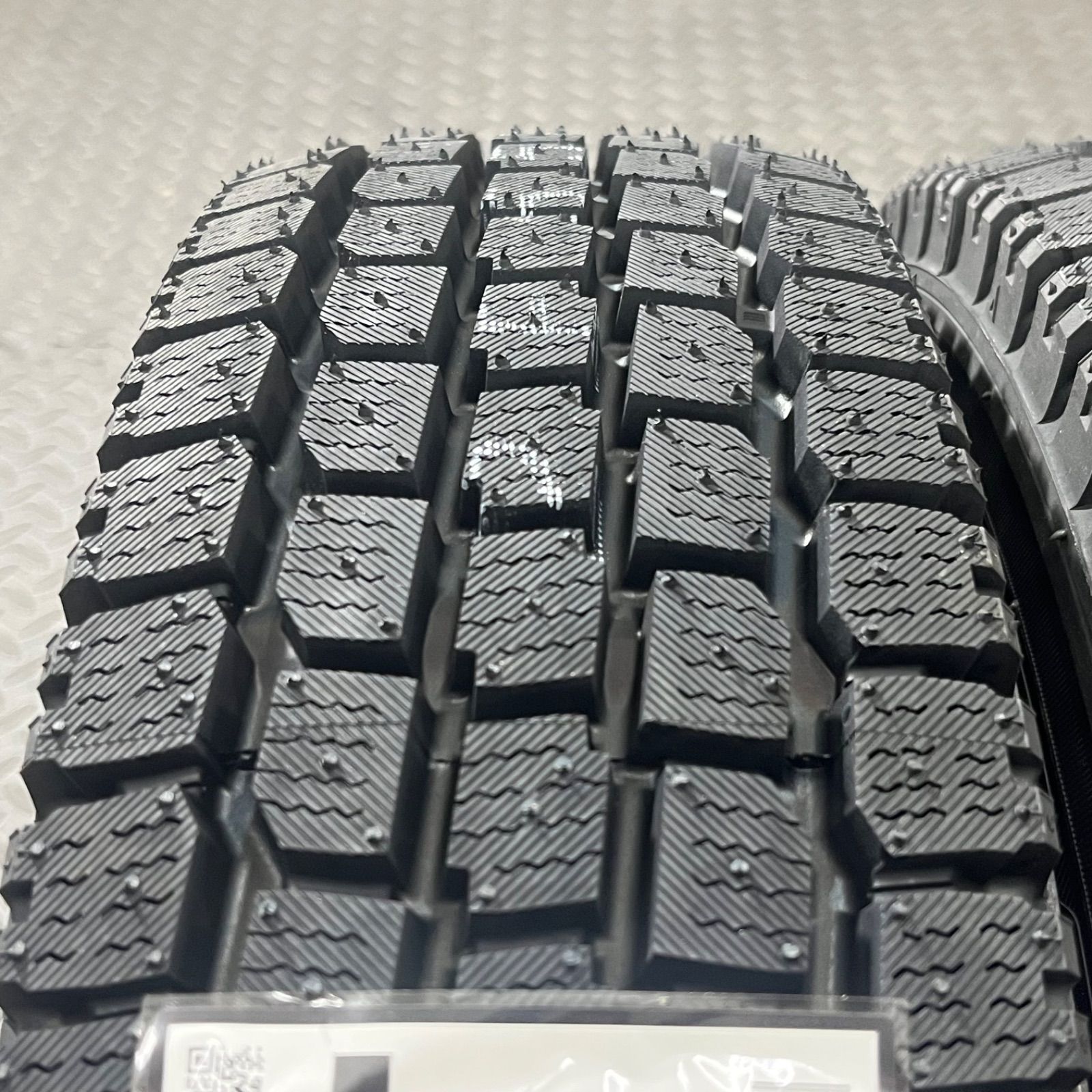 エブリィ スタッドレスタイヤ