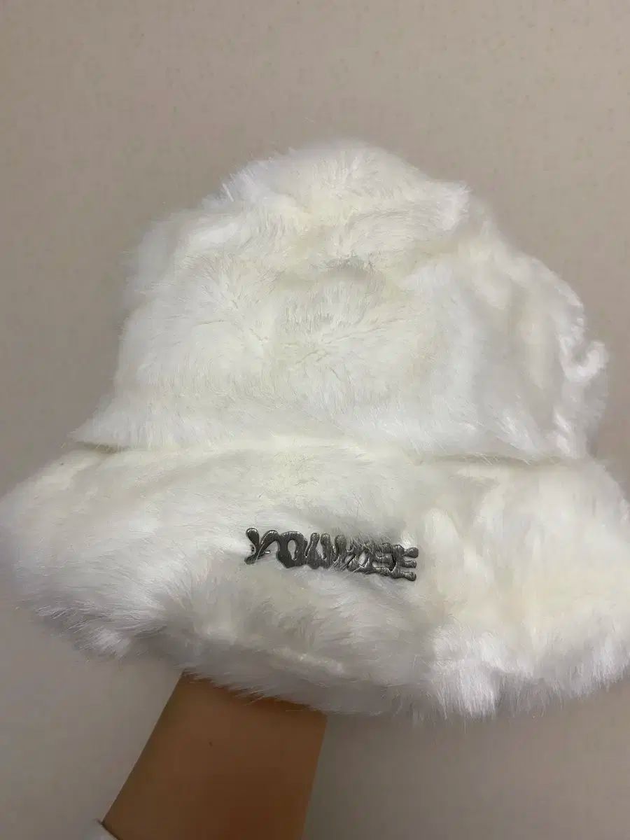 YOUHEE 白い 白 ニット帽 ユヒ ふわふわハット バケットハット ホワイト