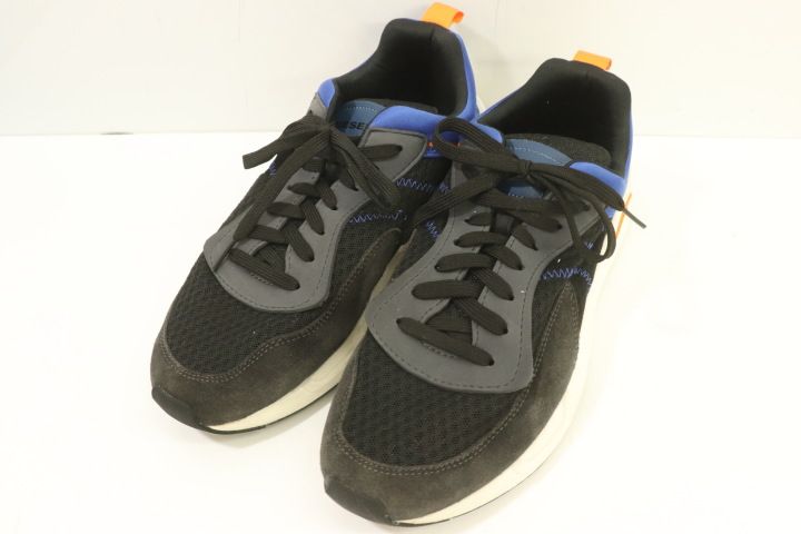 DIESEL メンズスニーカー 28 Y02159 スニーカー DIESEL 28 黒 ブラック 青 ブルー 無地