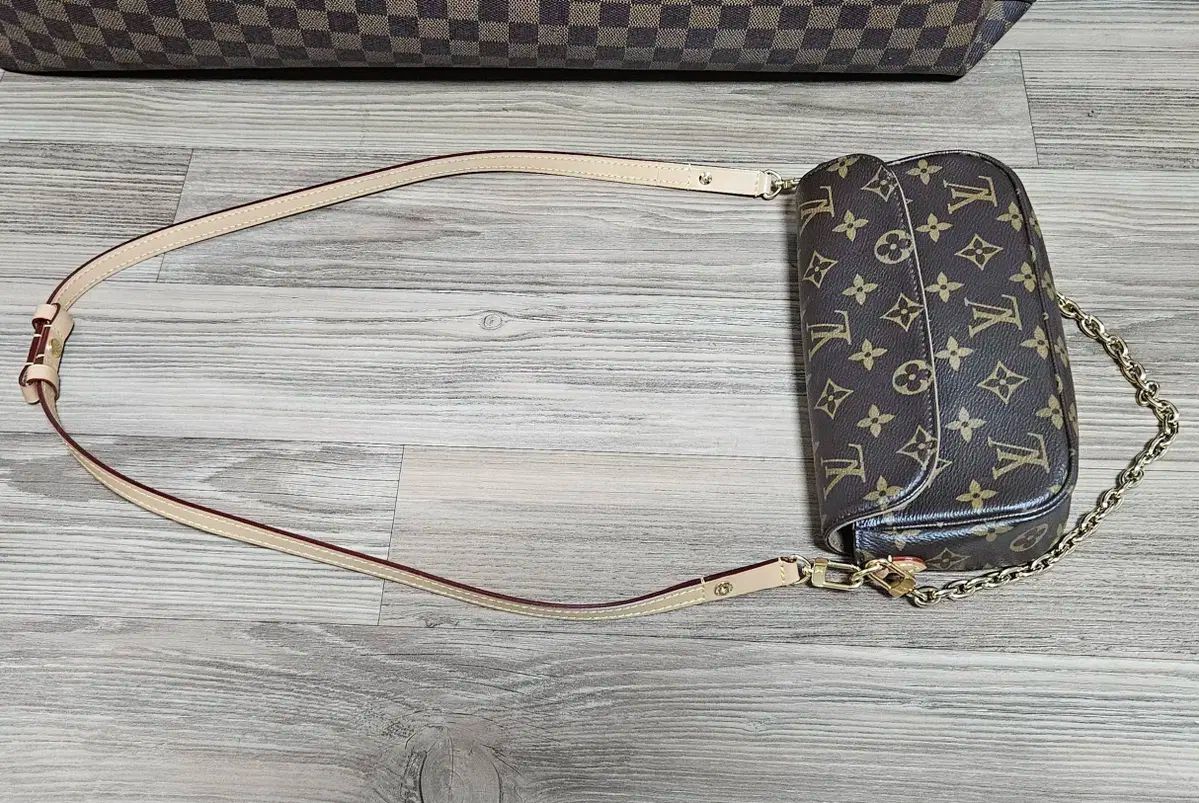 Louis Vuitton ルイヴィトン ツタ モノグラム ICチップ