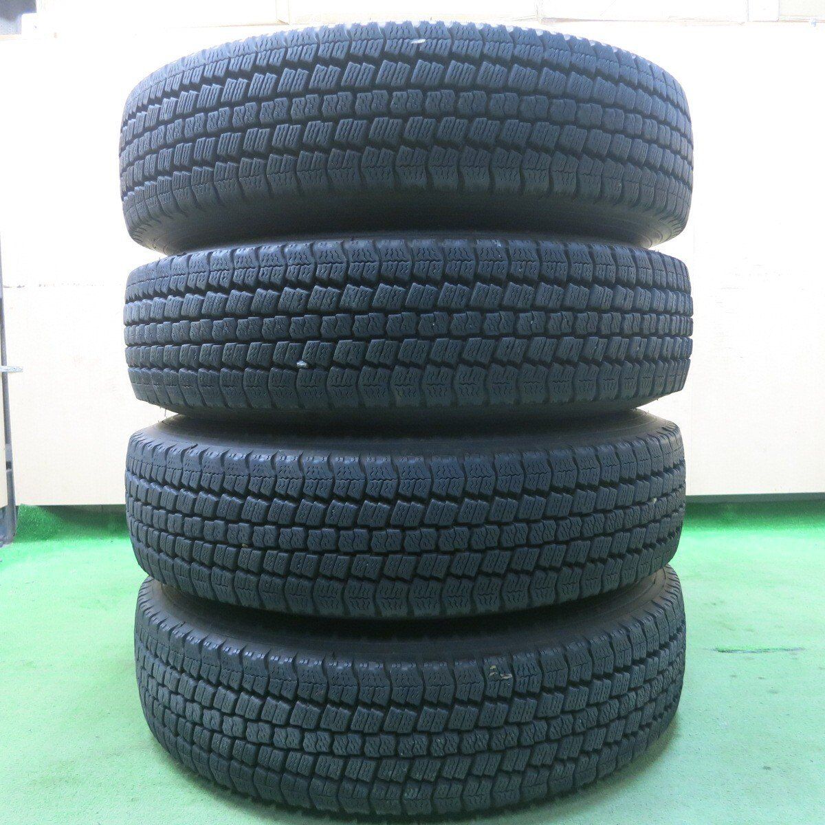 バリ溝 9分 トラック タイヤ 205 80R17.5 120 118L スタッドレス トーヨー デルベックス M934 TOPY スチール 115-9CS 17.5インチ PCD222.25 6H 5030501ナス FFCRYSTALESIA_COM