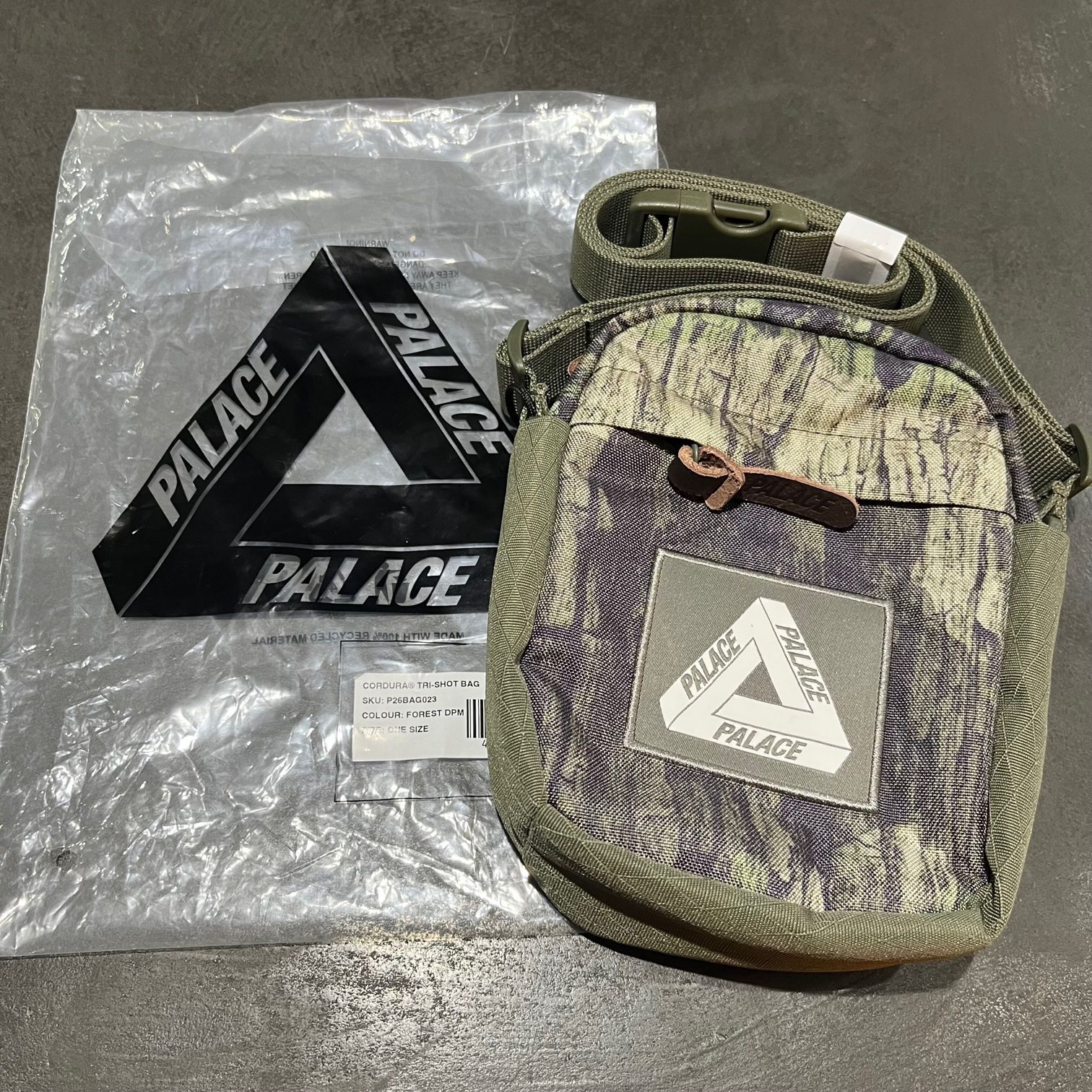 新品 PALACE Cordura Tri-Shot Bag 