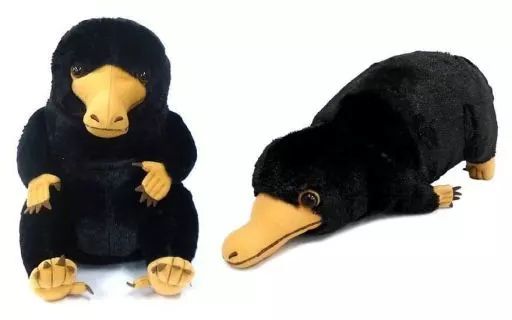 赤字特価　ファンタビ　探索中ニフラー　等身大　大きめ2匹セット　メルカリのみ出品 ファンタスティックビースト 等身大 ニフラー ぬいぐるみ