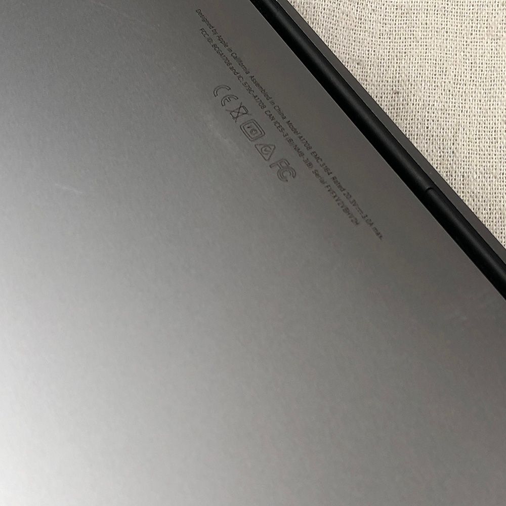◇ジャンク品・本体のみ◇Apple MacBook Pro (13インチ 2017