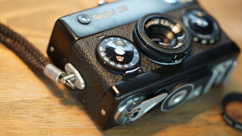 8734 良品 Rollei 35 露出計OK シンガポール製 ブラック - メルカリ