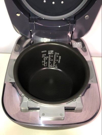 天 244. 製!! 象印 圧力IH炊飯ジャー 5.5合NW-FA10