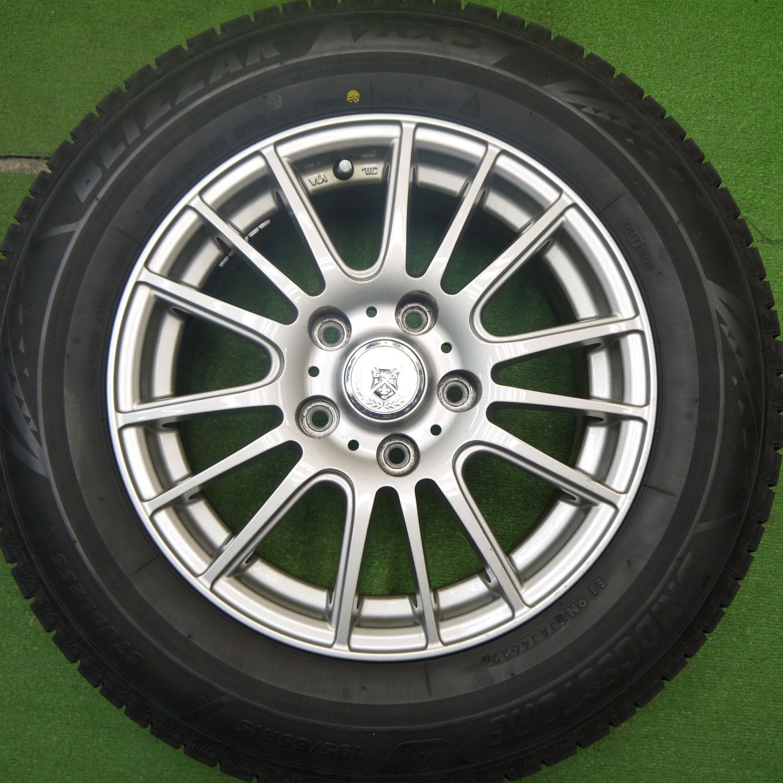 スタッドレス 195|65R15