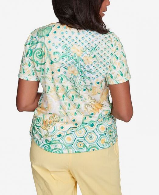 売れ筋商品|||アルフレッドダナー カットソー トップス レディース Petite Rise & Shine Dot Lace Trimmed Short Sleeve Top Lime Petite Women's Tees | Alfred Dunner