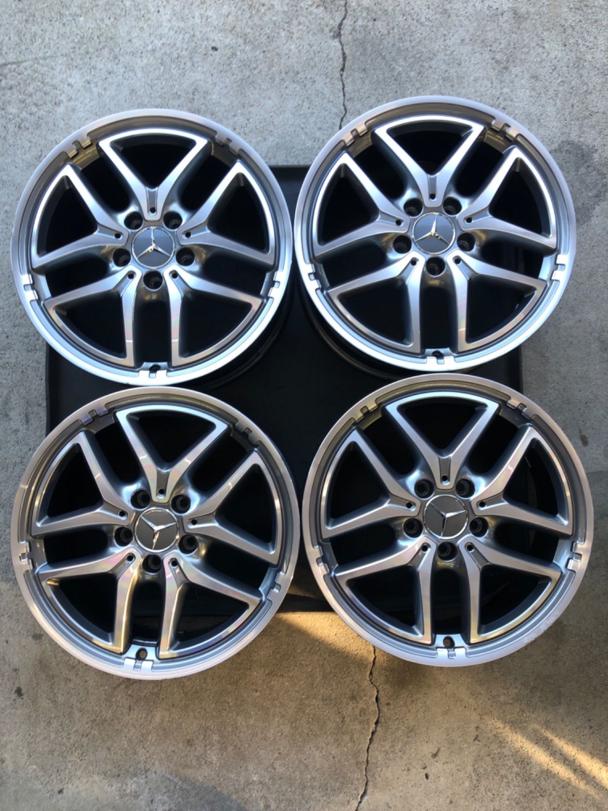 メルセデスベンツ Bクラス W246 17インチ 7.5J 52.5 アルミホイール