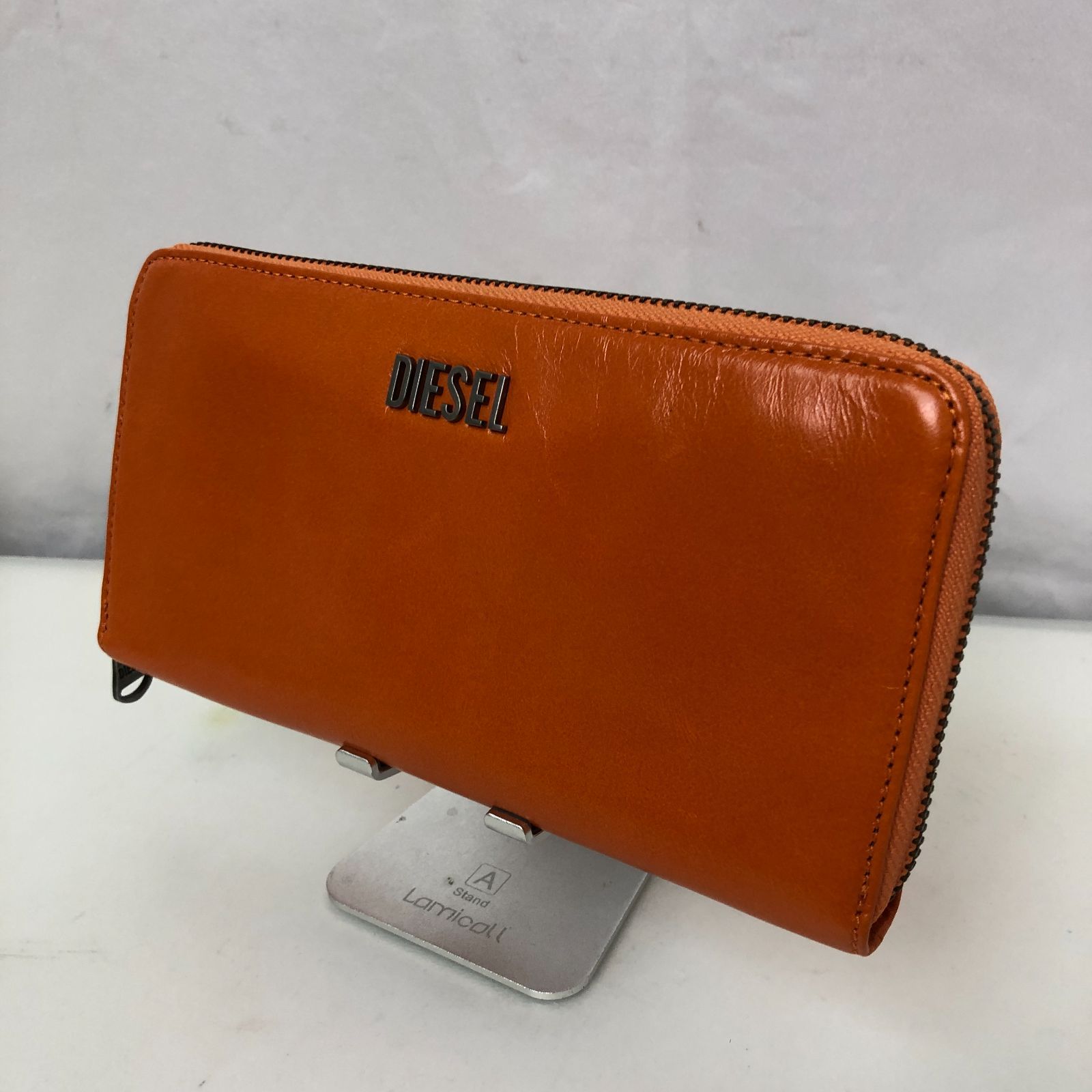 美品】DIESEL 長財布 ラウンドファスナー ディーゼル SGAW10