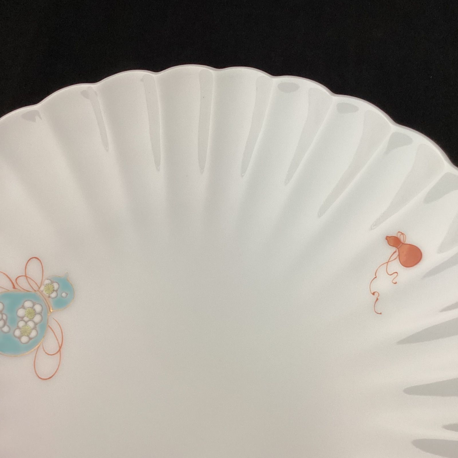 深川製磁 宮内庁御用達 花ひょうたん 菊割皿 22cm …e.s - メルカリ