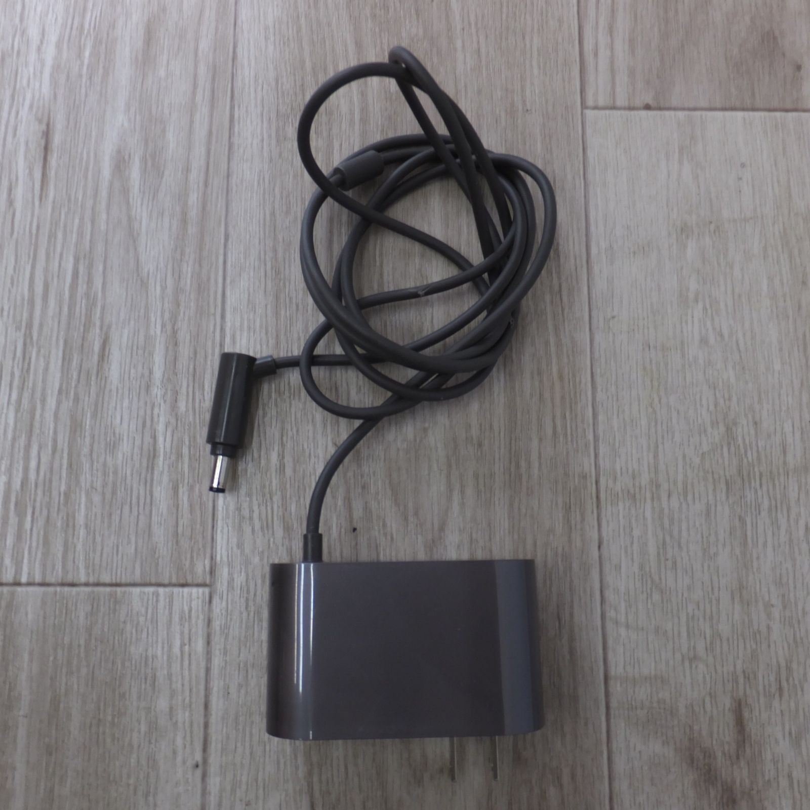 充電式コードレスクリーナー