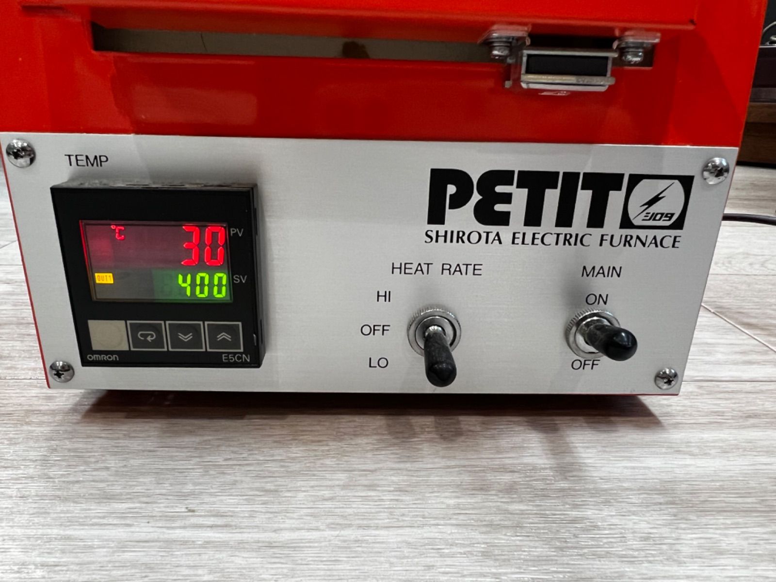 美品】シロタ 城田電気炉材 PETIT スーパー プチ 小型電気窯 美品】シロタ 城田電気炉材 PETIT スーパー プチ 小型電気窯