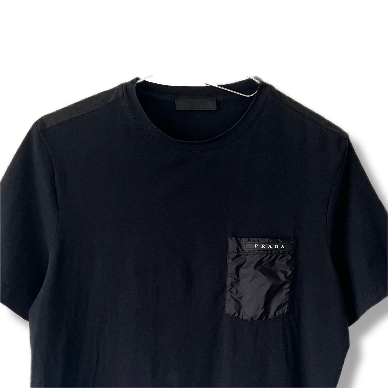 PRADA プラダ Tシャツ ブラック ナイロン 胸ポケット ロゴプレート