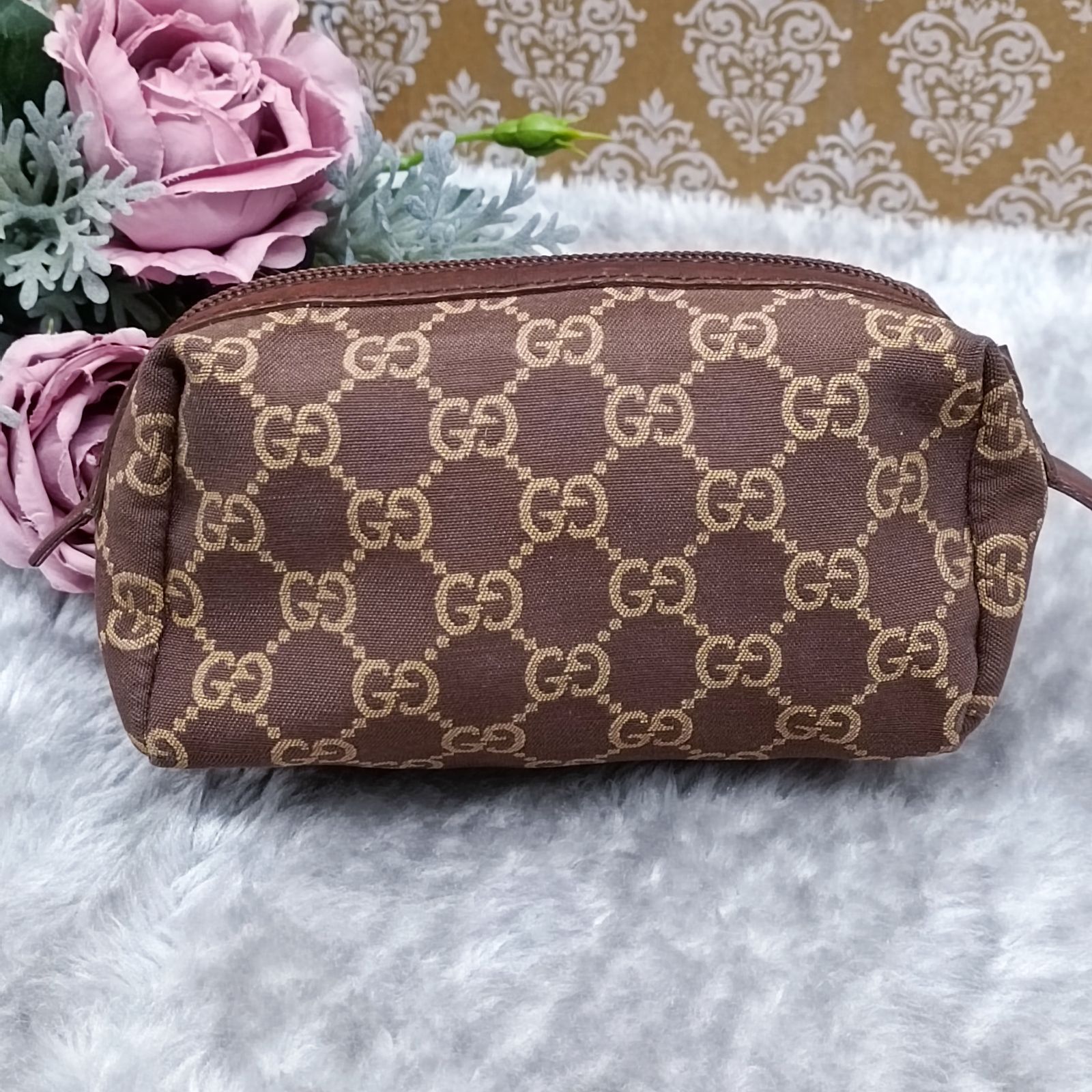GUCCI 》 グッチ ポーチ GGキャンバス 039・1118 メイクポーチ 小物