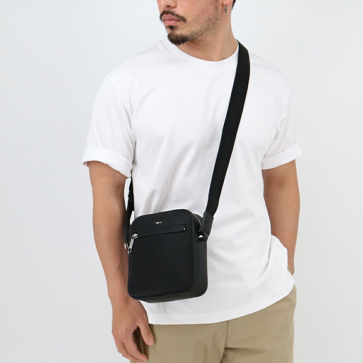 HUGO BOSS ヒューゴ ボス メンズ ショルダーバッグ 50541518 Ray M NS Zip ポシェット ロゴ クロスボディ 斜め掛け BAG 鞄 黒