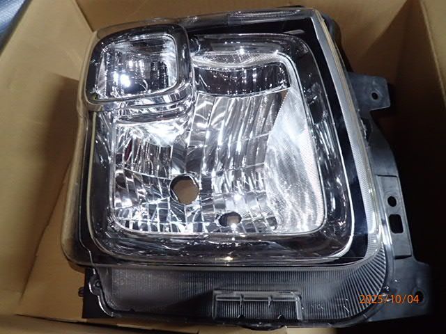 破損無し ワゴンR MH35S MH55S ハロゲン ヘッドライト ヘッドランプ 右 koito 30-401 35120-56t01