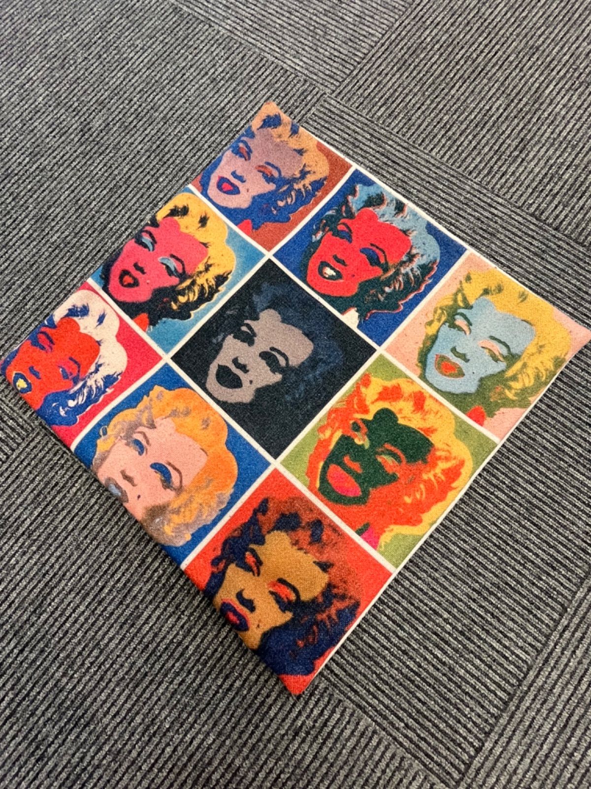 クッションカバー アンディ ウォーホル Andy Warhol マリリンモンロー
