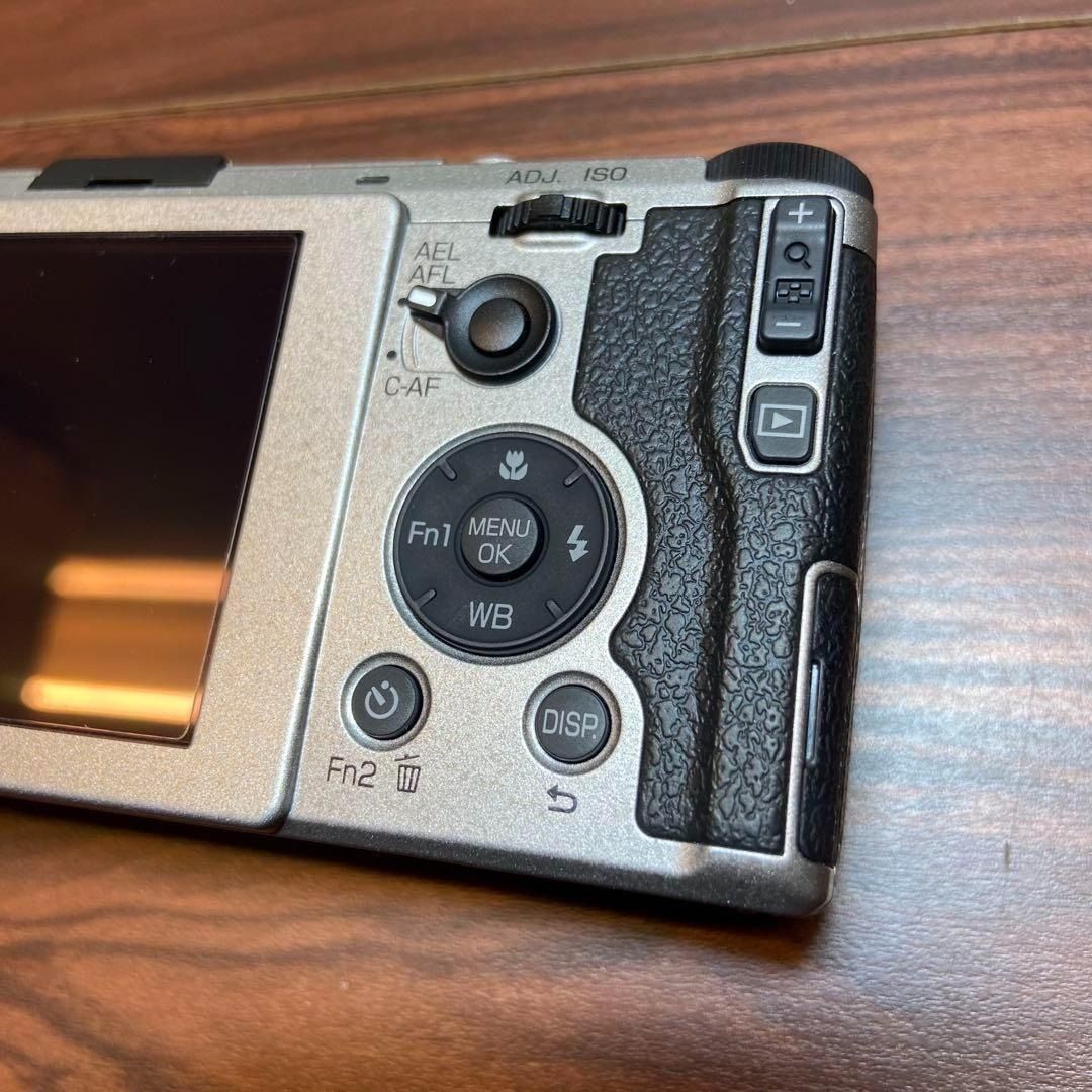 RICOH GR Ⅱ Silver edition デジカメ ほぼ新品 3446 - メルカリ