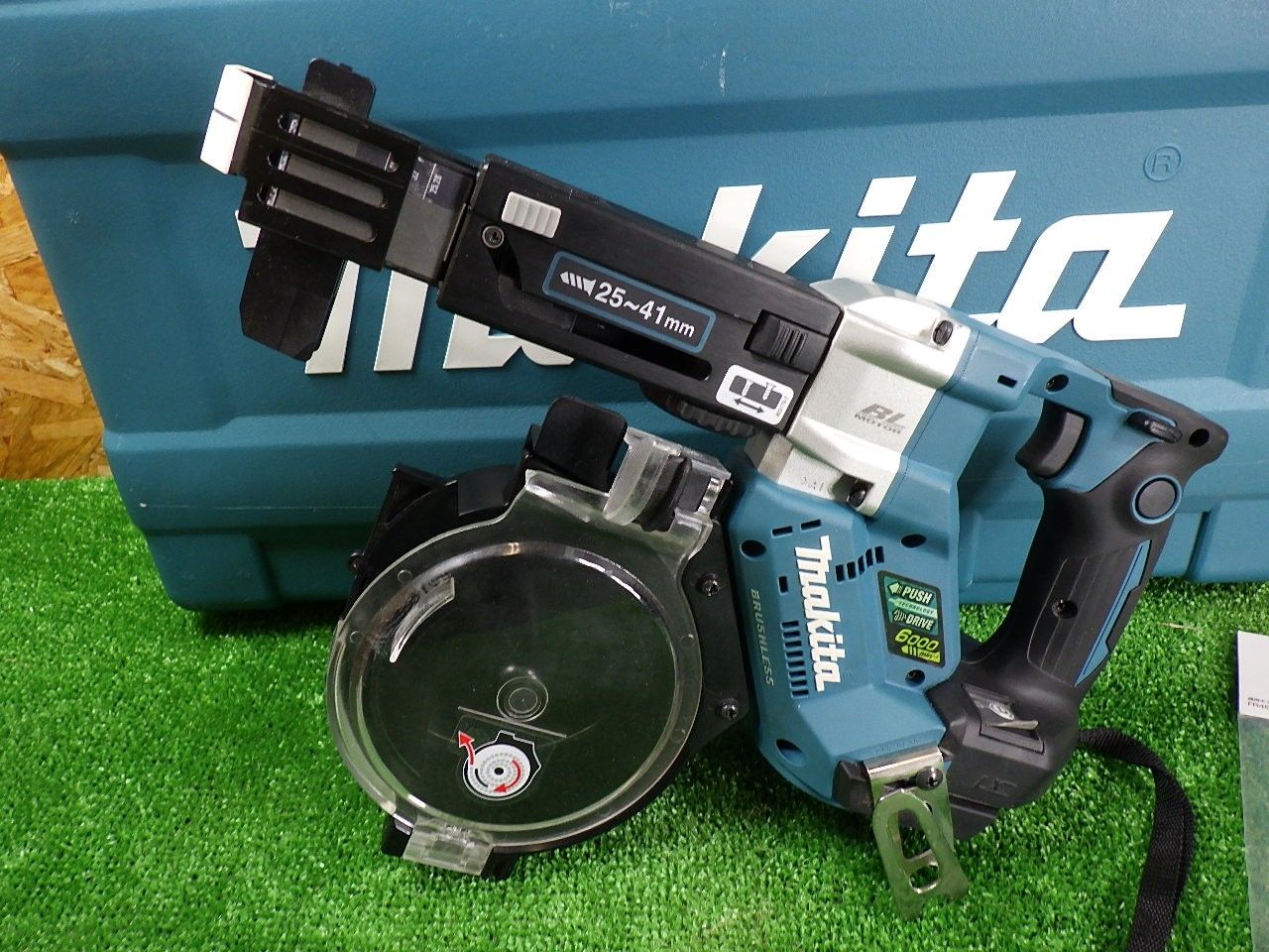 ビットおまけ マキタ 充電オートパックスクリュードライバー FR451D ケース付き ボードのねじ止めに 品