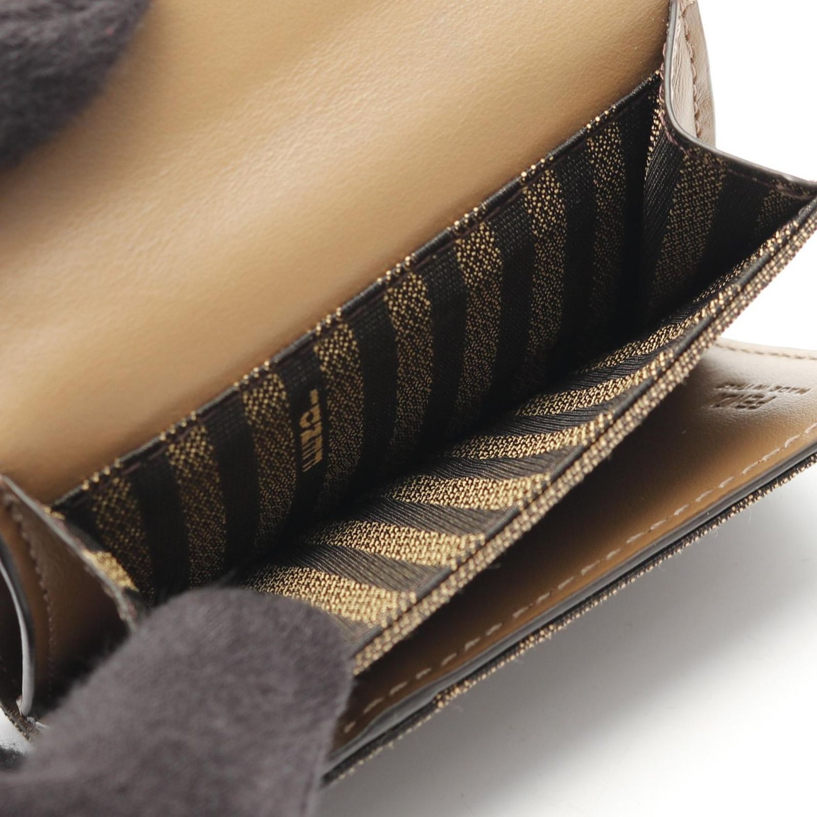 FENDI フェンディ 三つ折り財布 バゲット ズッカ FENDI - フェンディ