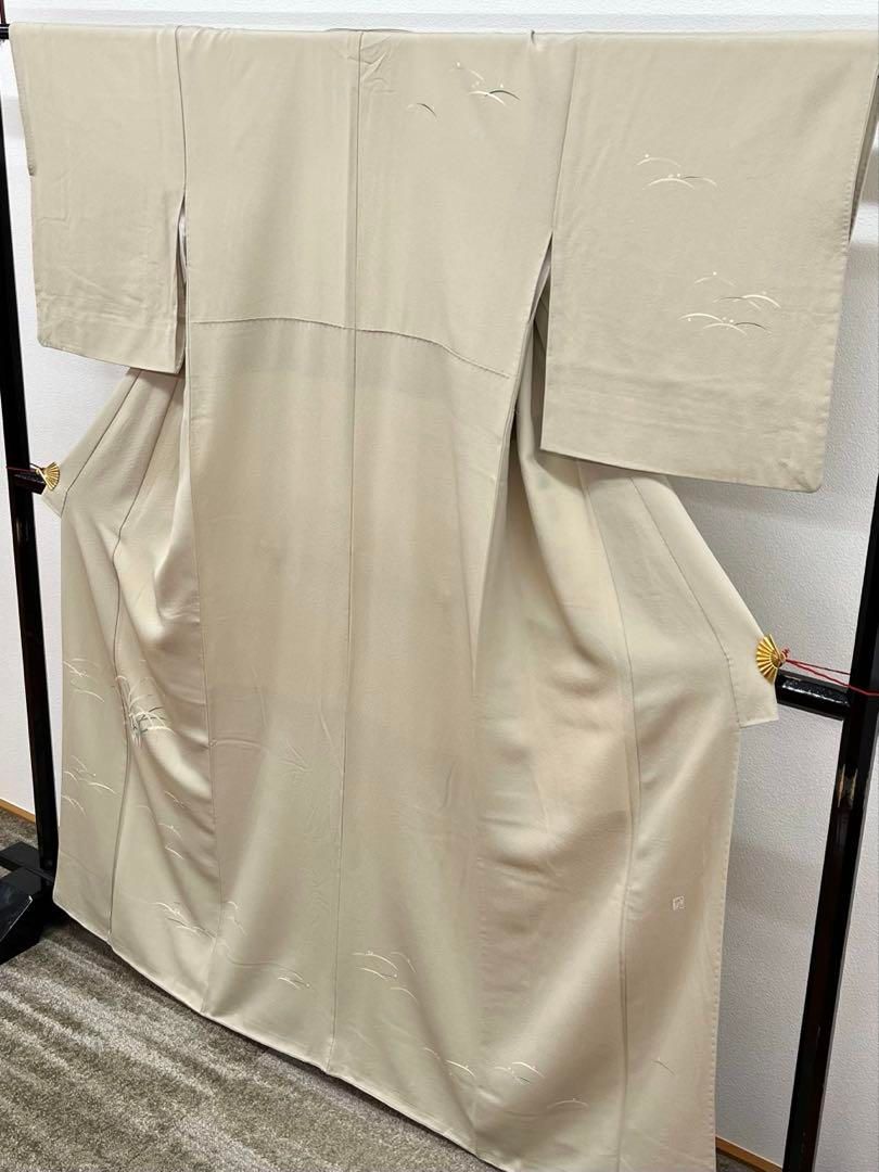 本加賀友禅 柿本一郎 訪問着 落款入 露芝 菖蒲 花 正絹 X543 本加賀友禅 柿本一郎 訪問着 落款入 露芝 菖蒲 花 正絹 - メルカリ