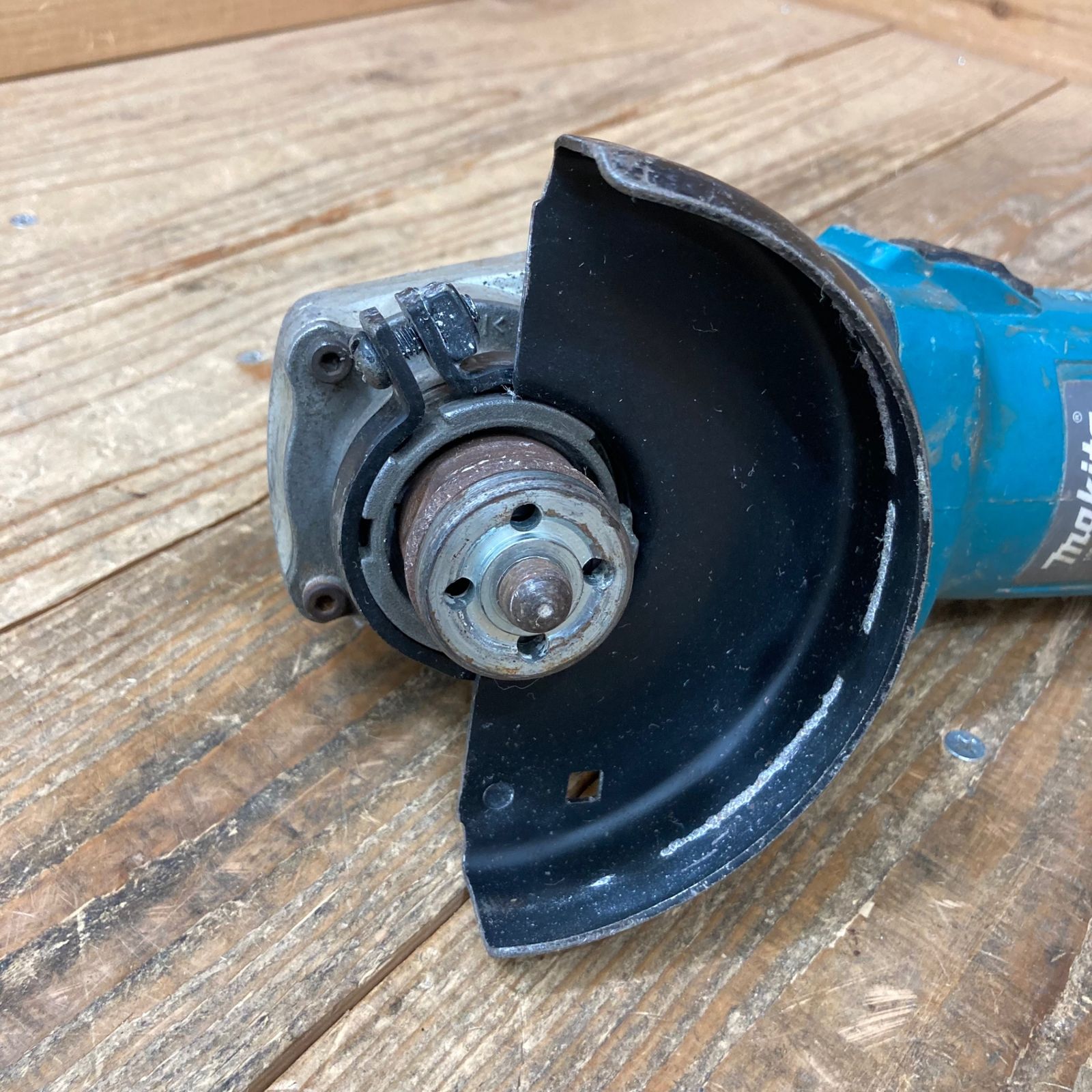 マキタ(makita) 100mm電子ディスクグラインダ GA4041C【所沢店】