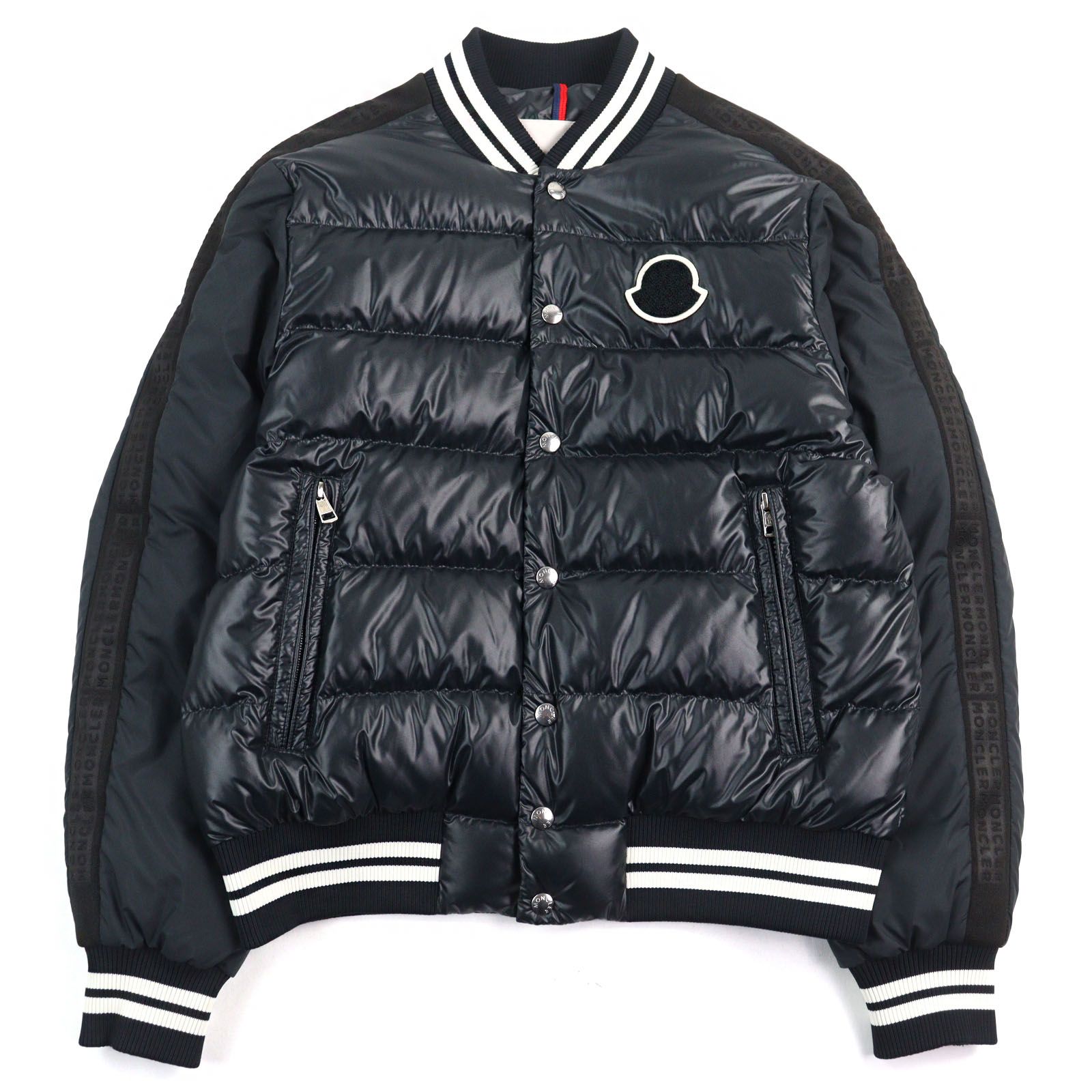 半額sale - タイムセールをお見逃しなく モンクレール 未使用品○MONCLER 22-23AW 595ZJ H20911A00106 メンズウェア