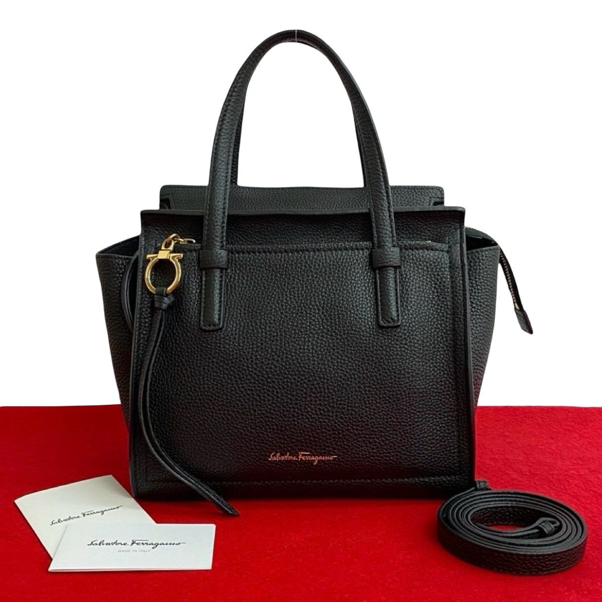 極 美品 Salvatore Ferragamo サルヴァトーレフェラガモ エイミー