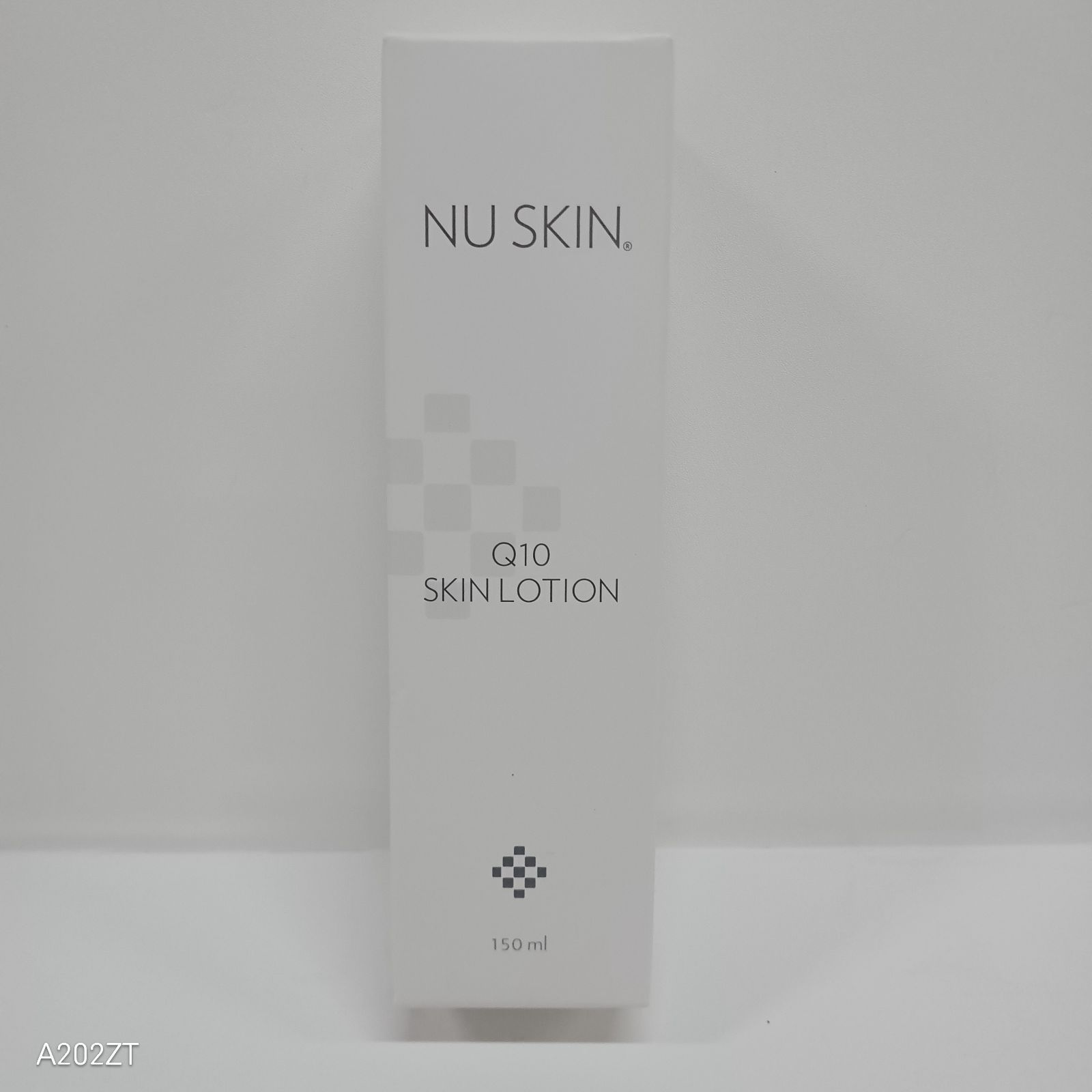 NU SKIN Q10スキンローション150mlと、ミルクローションのセット Amazon | ニュースキン NU SKIN エクストラマイルド ミルク