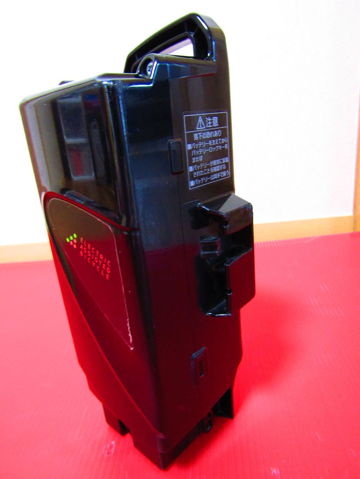 リチウムイオンバッテリー 純正バッテリーは高品質