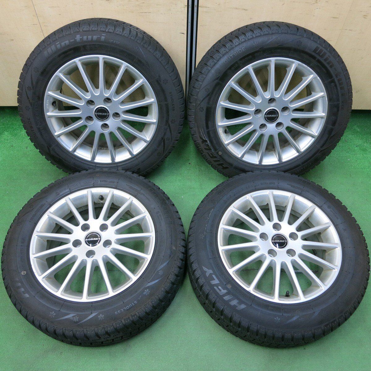 車 バリ溝！9.5分☆ワーゲン 等 BORBET 215/60R16 スタッドレス 