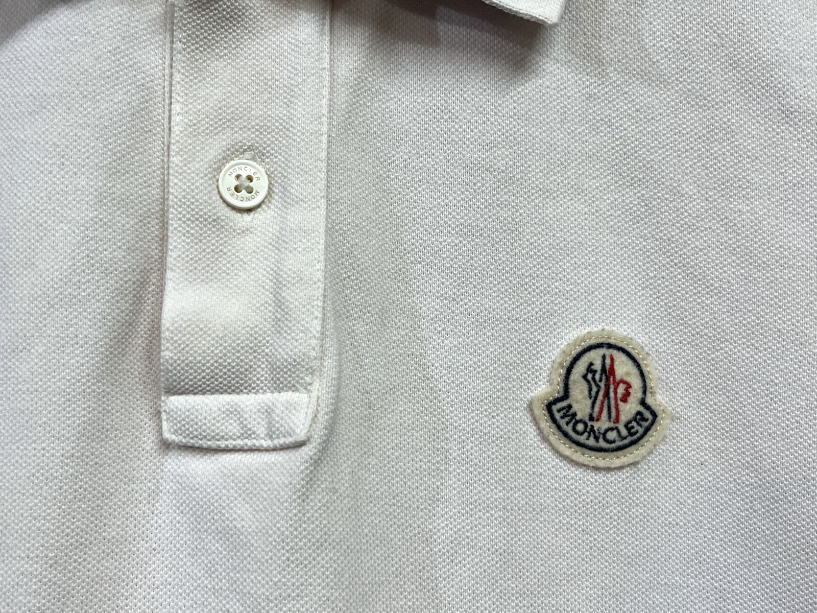 MONCLER｜モンクレール 胸ロゴワッペン