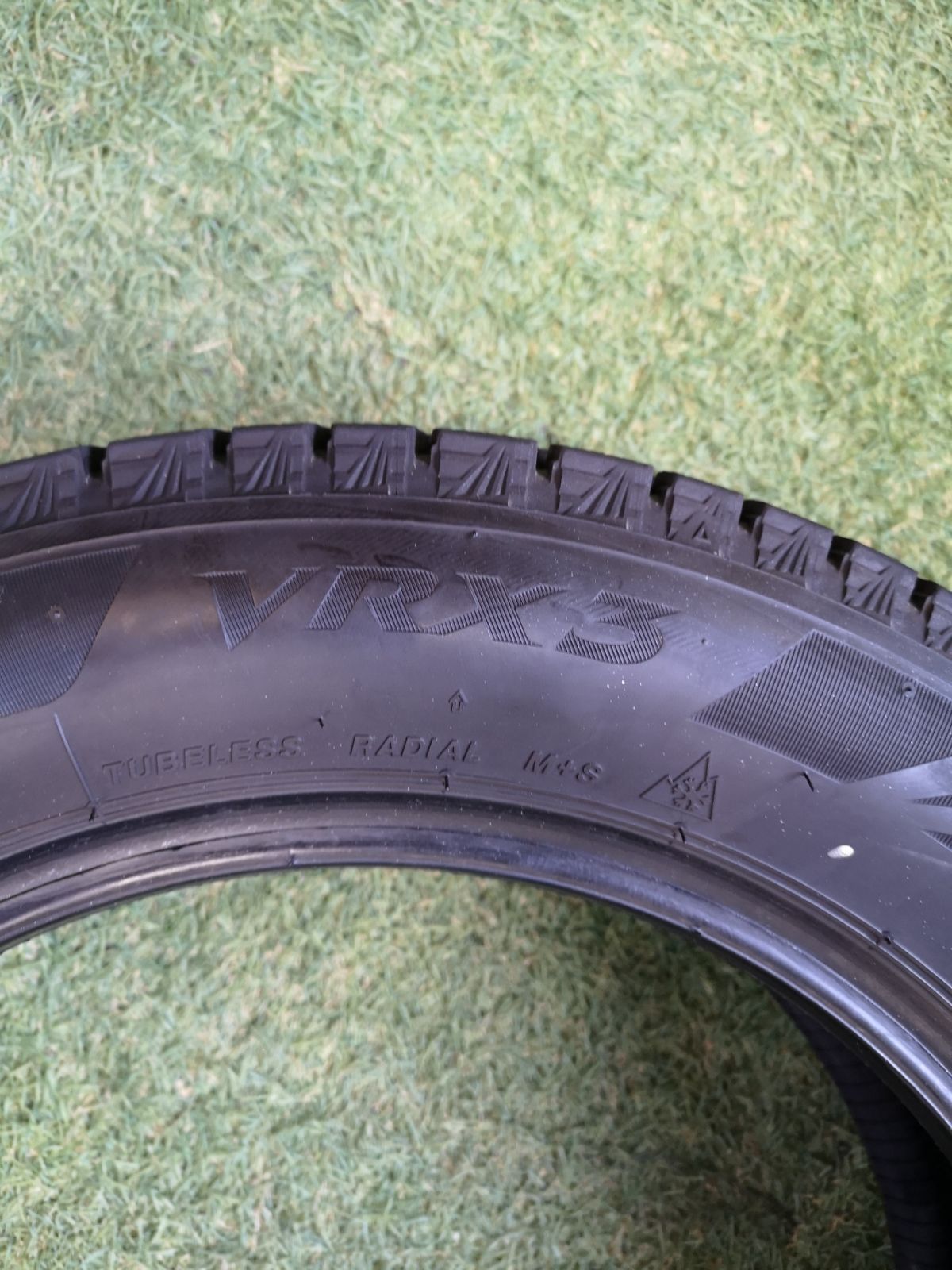 BSスタッドレス 155/65R14 軽用スタッドレス N-BOXムーヴ