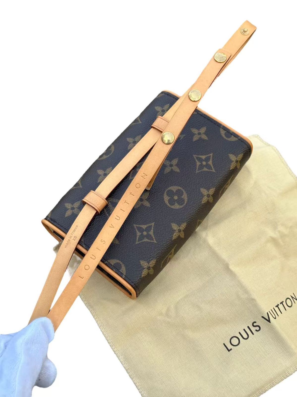 VUITTON