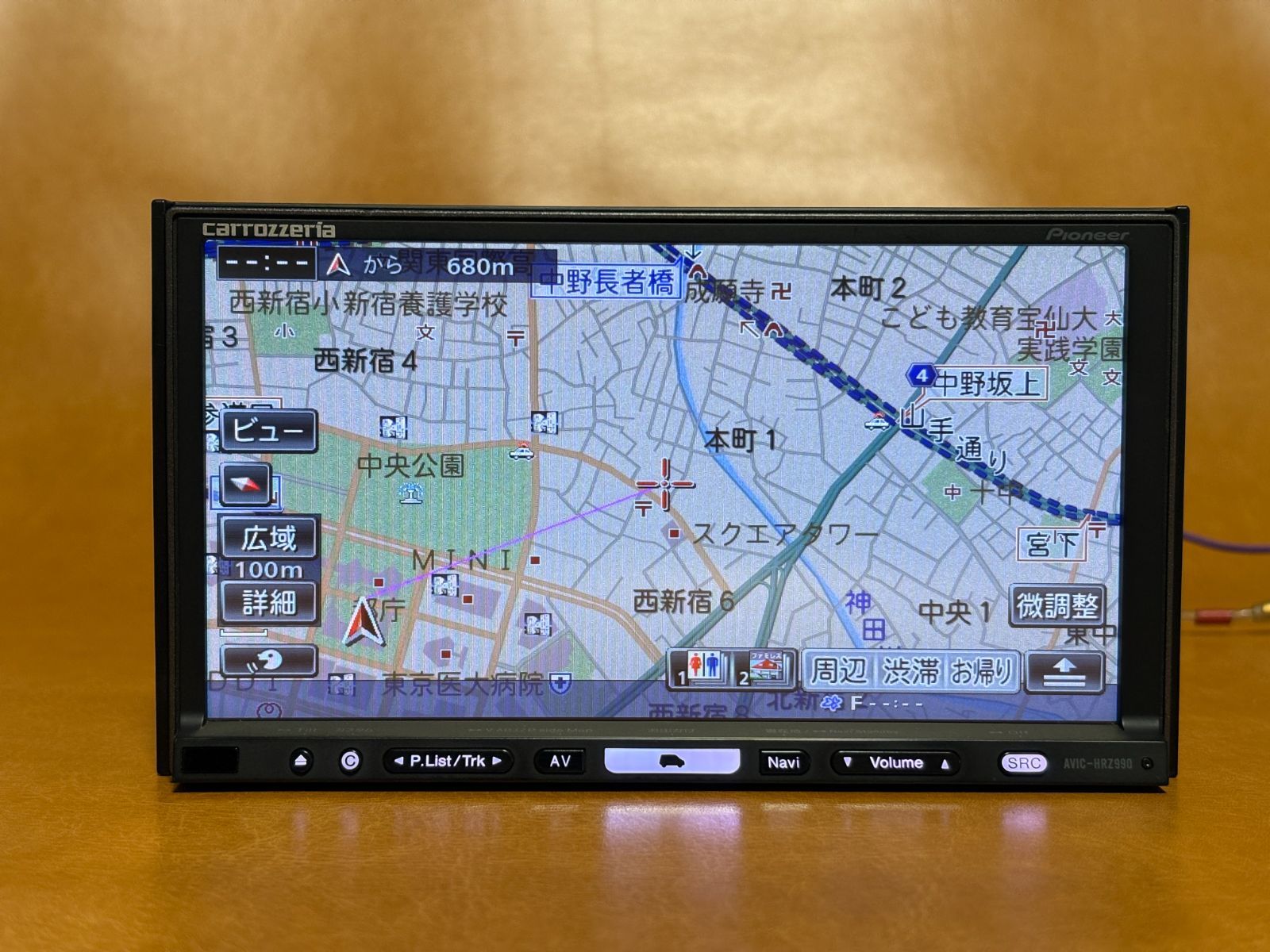 AVIC-RZ301 ナビゲーション　2017 AVIC-RZ301 ワイドナビゲーション 楽ナビ 1個 Pioneer(パイオニア