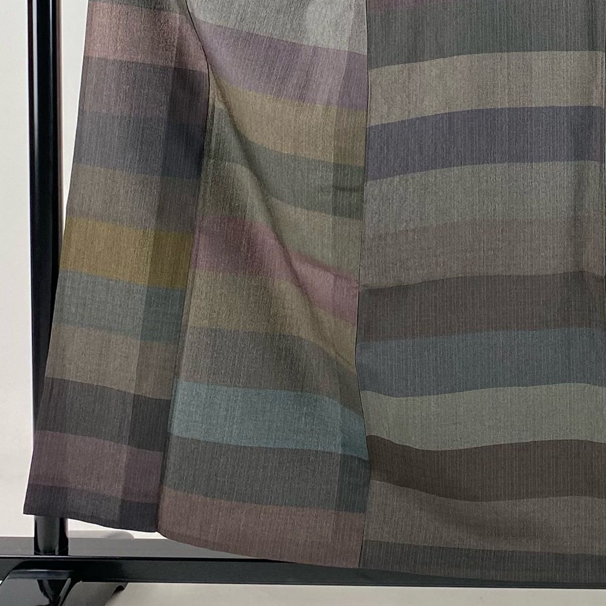 お召 身丈157cm 裄丈60cm S 薄物 本塩沢 やまだ織 やまと 証紙 段縞 焦茶色 正絹