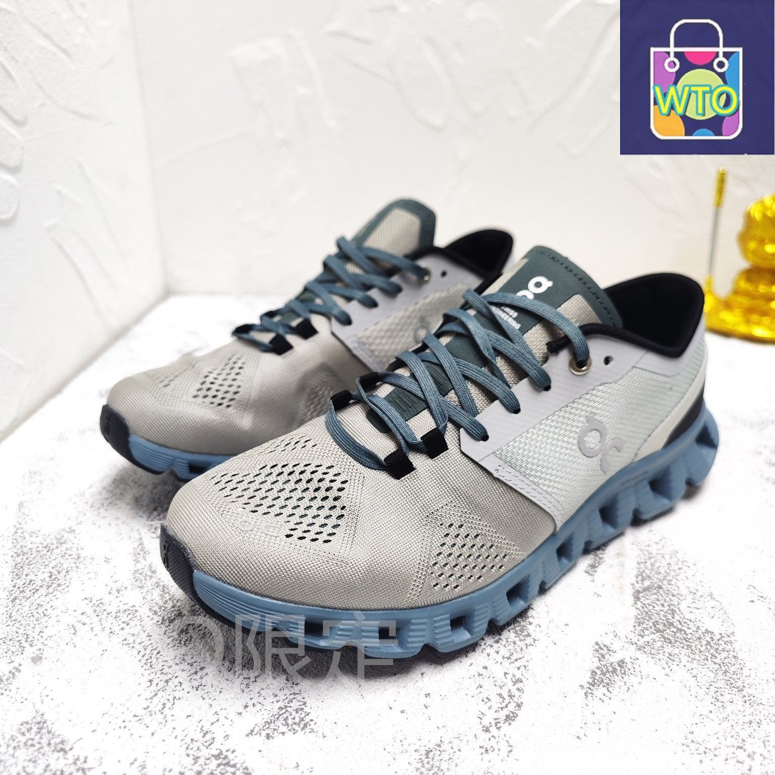 On Cloud X Sneakers オン クラウドX ジョギング スポーツ