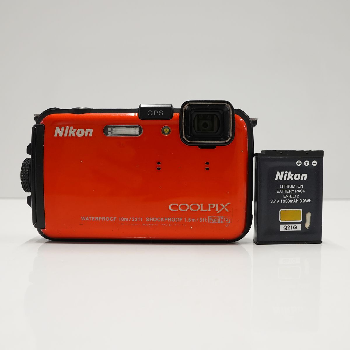 nikon COOLPIX AW100 防水カメラ アウトドアカメラ 耐衝撃-