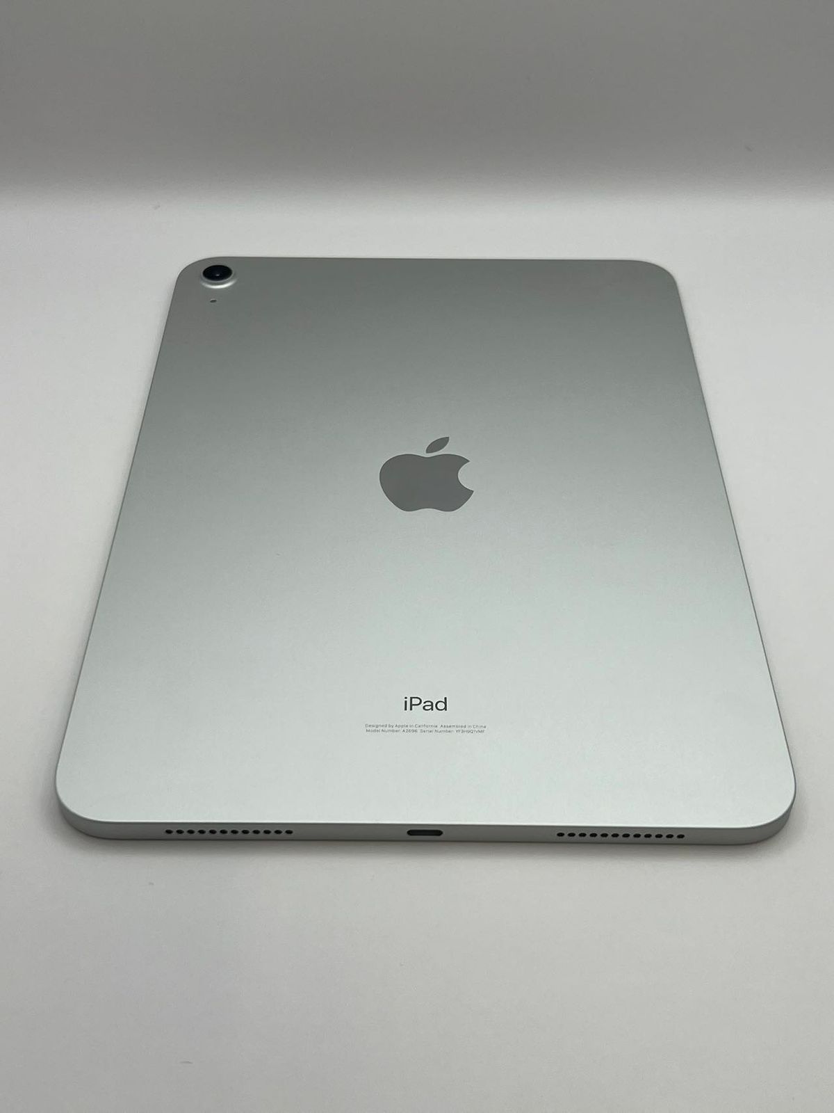 整備済み品 iPad 第 10 世代 256GB シルバー 充電セット付き iPad 10