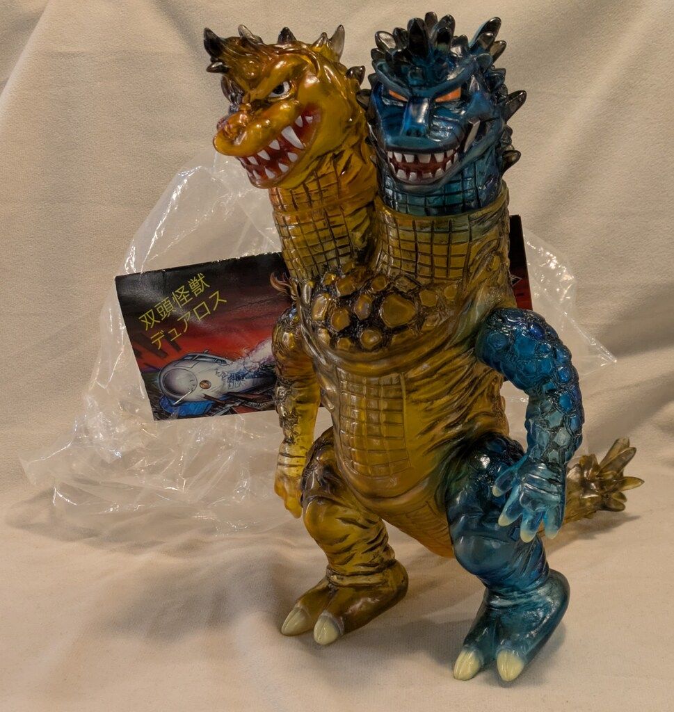 MAXTOY ファッション 双頭怪獣デュアロス(クリア黄&クリア青成型)