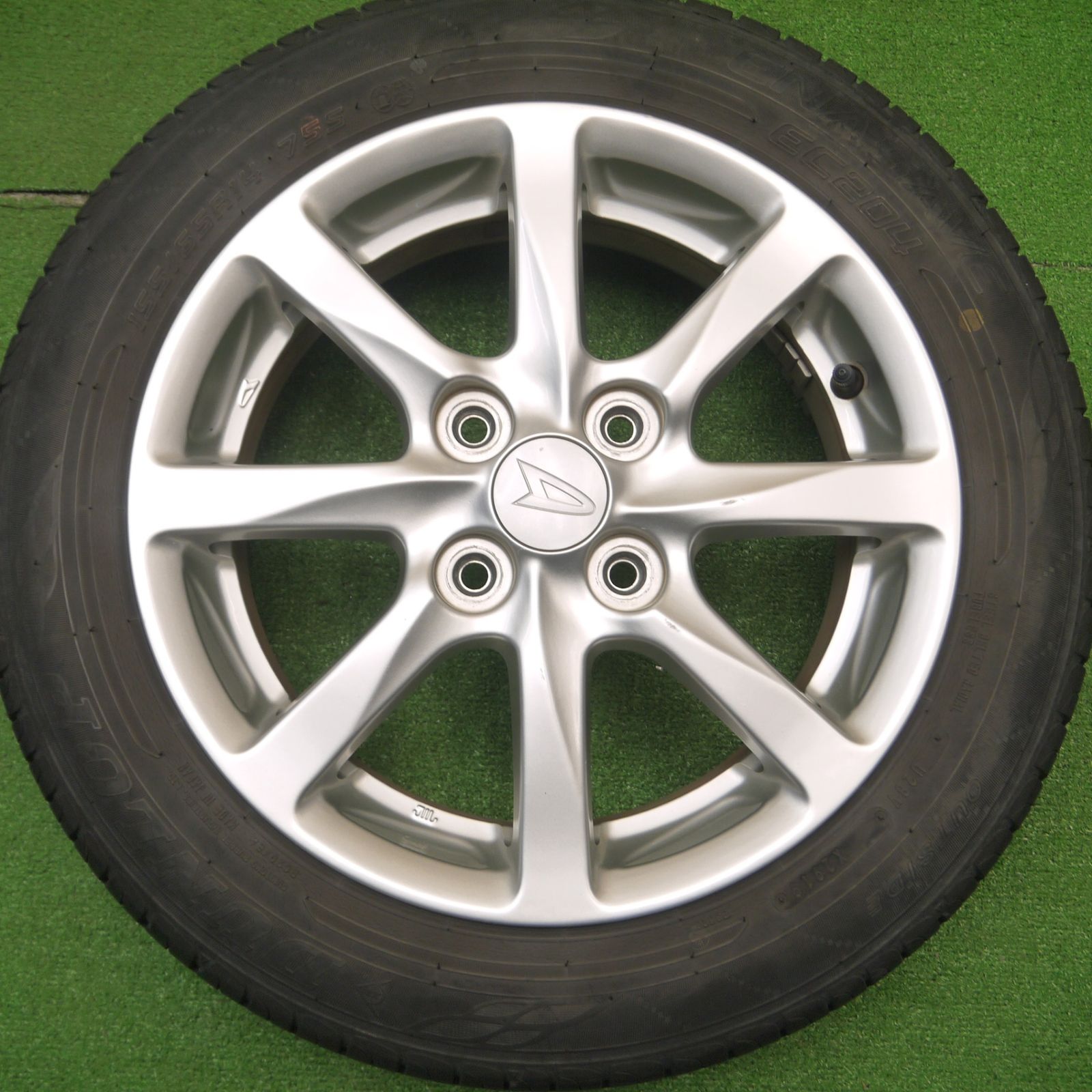 送料無料] 4本価格☆ダイハツ タント 純正 155/65R14 ダンロップ 