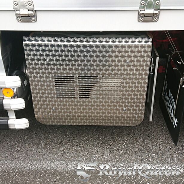 UDマフラーカバー　自作　ワンオフ　SS Salon ウロコ UDマフラーカバー 自作 ワンオフ SS Salon ウロコ UDマフラー