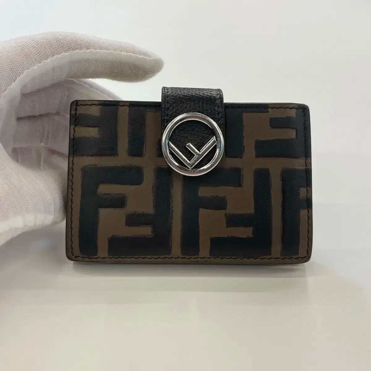 正規品 FENDI(フェンディ) モノグラム カードウォレット - メルカリ