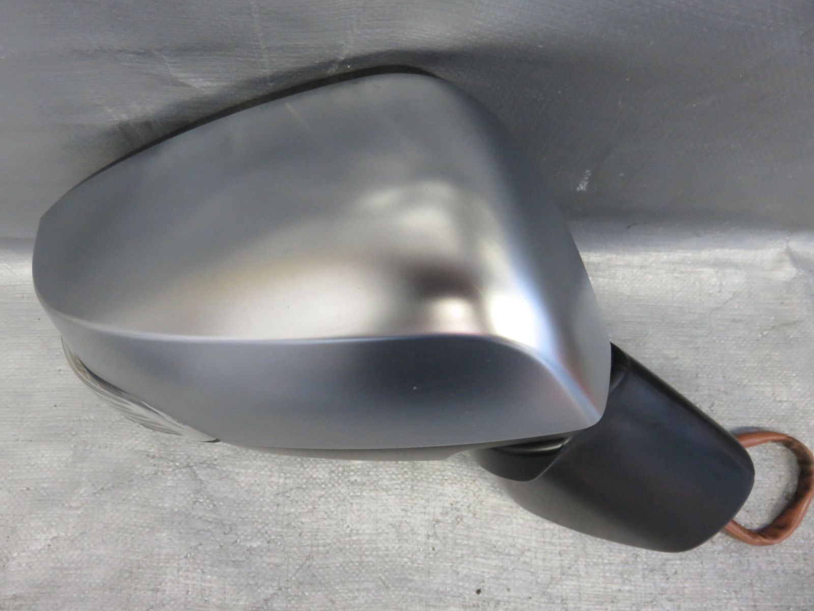 STD7255 スバル VM4 VMG レヴォーグ 純正 ドアミラー サイドミラー 右 運転席 右側 M7Y ピュアレッド